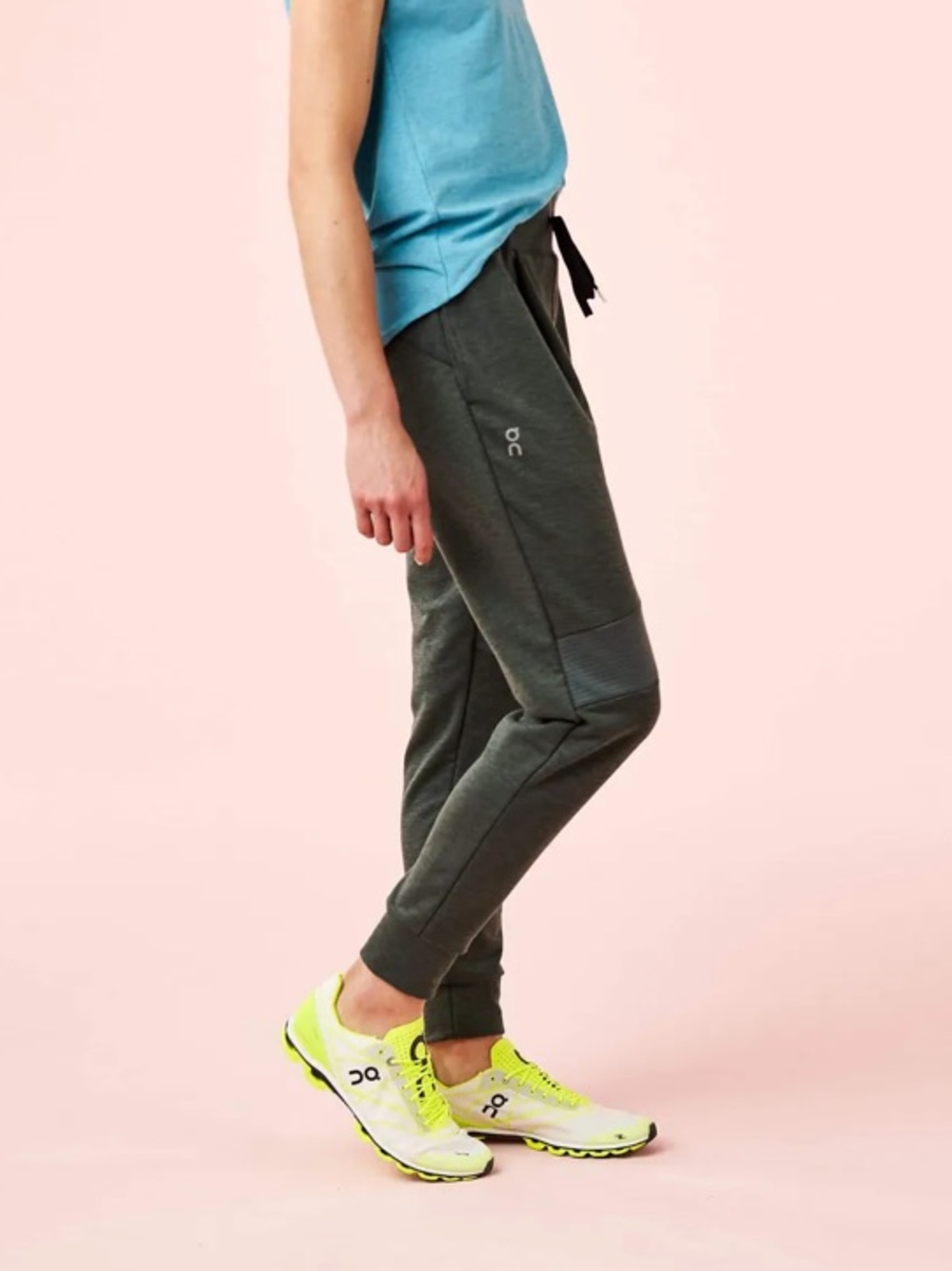 On Jogger Pants with Rib-Knee Detail